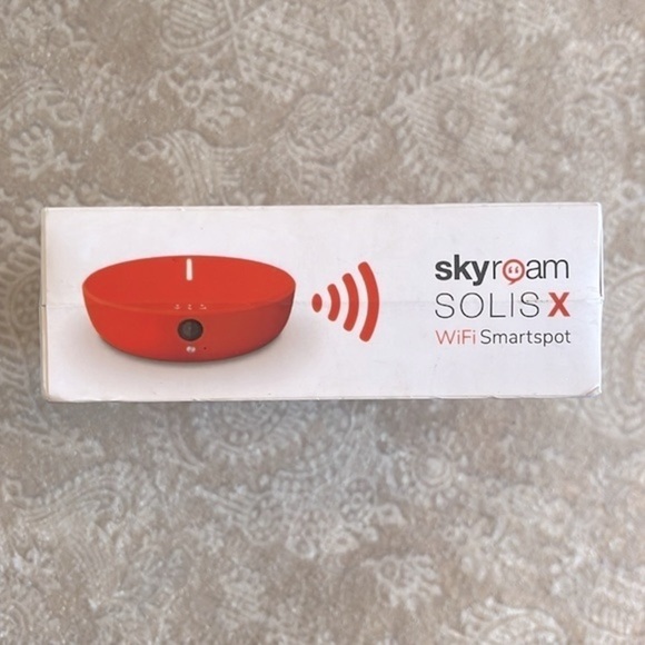 Skyroam Solis X Global WiFi Smartspot Mobile Hotspot & Power Bank Remote Camera - Picture 8 of 12